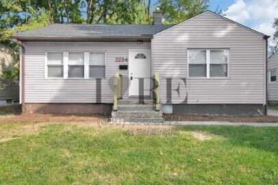 2234 Belcher Dr