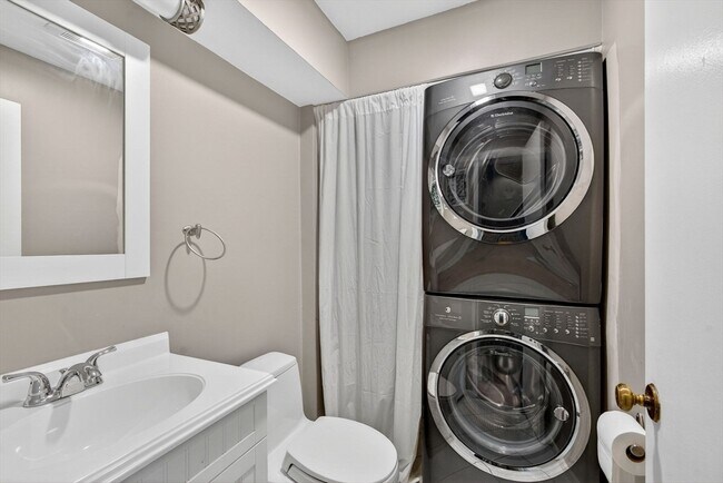 Photo - 35 Hazen Rd