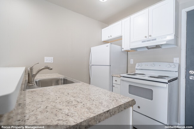 Building Photo - Fox Ridge Rental