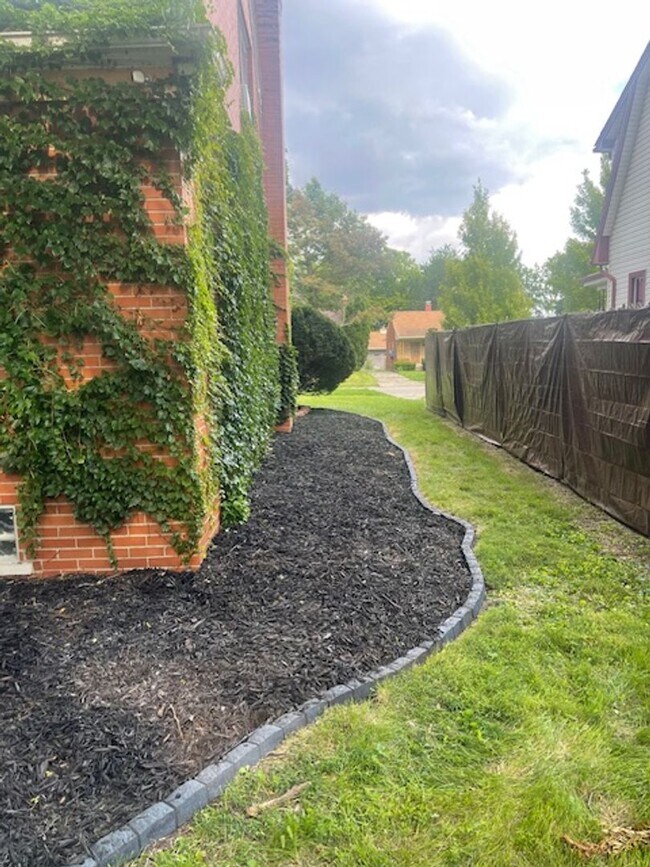 Charming Home Available for Short Term Lease House Rental in Detroit