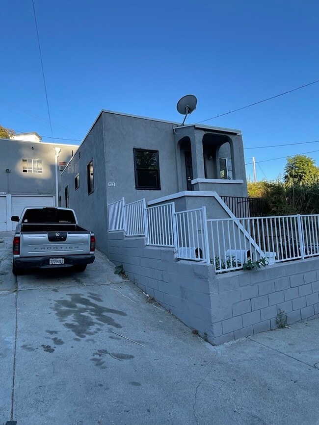Photo - 1022 Geraghty Ave