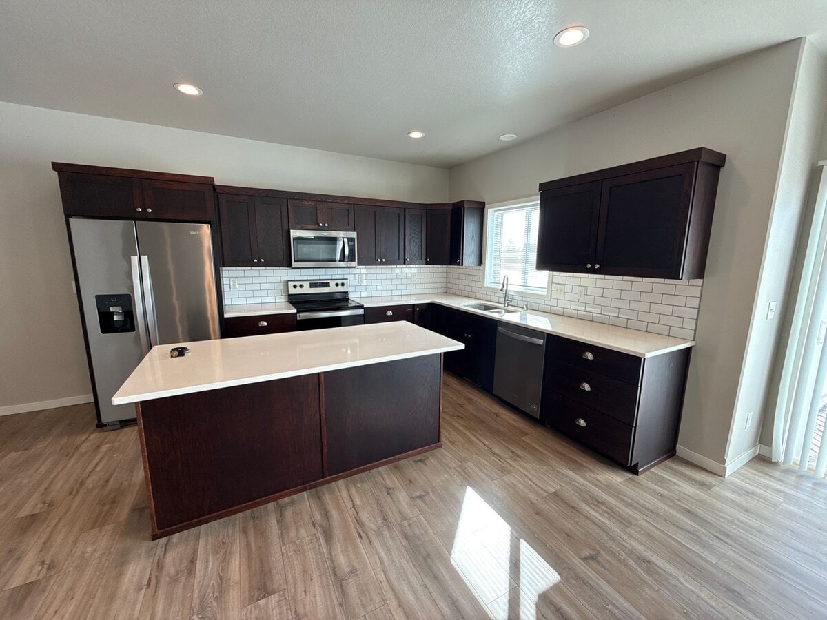 Photo - 3033 39th Ave S