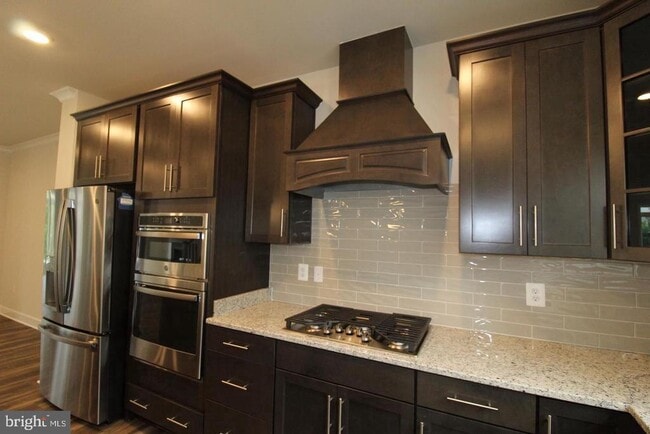 Photo - 22466 Foundation Dr Casa Adosada