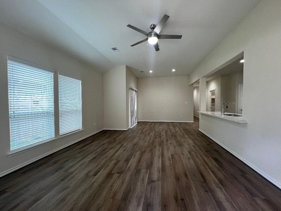 Photo - 851 Arbor Pnes Ct
