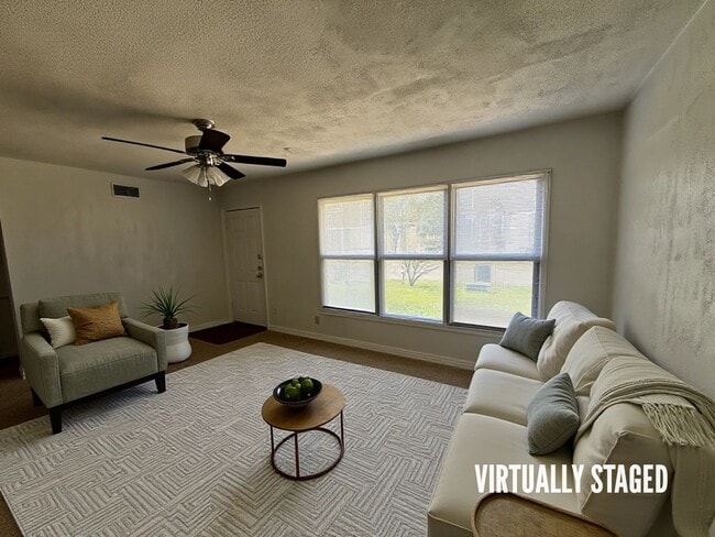 Photo - 1301 E Avenue H