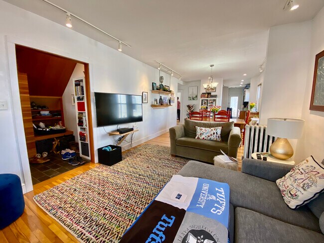 39 Westford St Unit 1