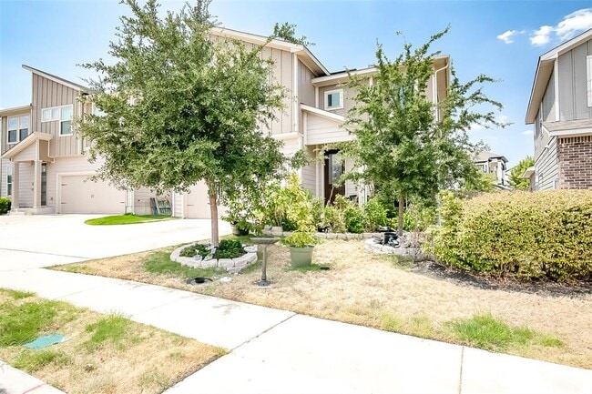 Photo - 15912 Cadoz Dr