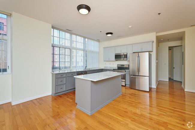 2 BR, 2BA – 1197SF - Kitchen