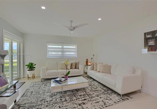 MUST READ: This rental is available for a roommate occupancy. The master bedroom is vacant, while...