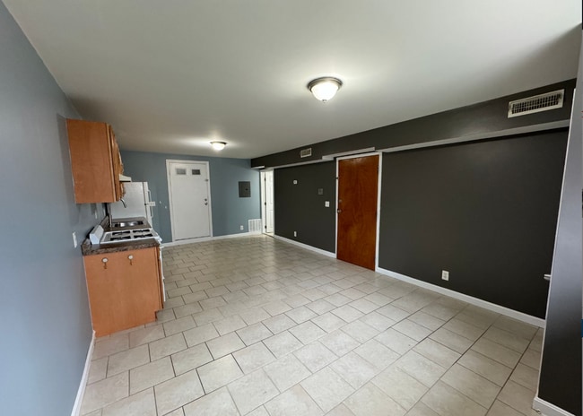 Building Photo - 28 Decatur St