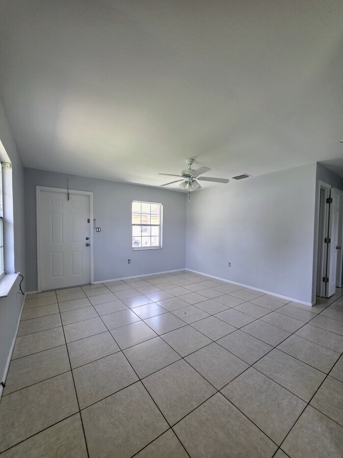 Photo - 5465 Sago Ave