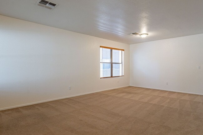 Photo - Spacious Oro Valley 4-Bedroom Rental with ...