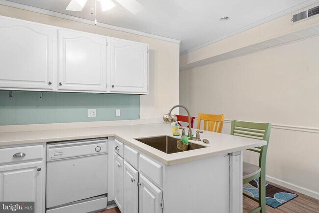 Photo - 38256 Hummingbird Ln