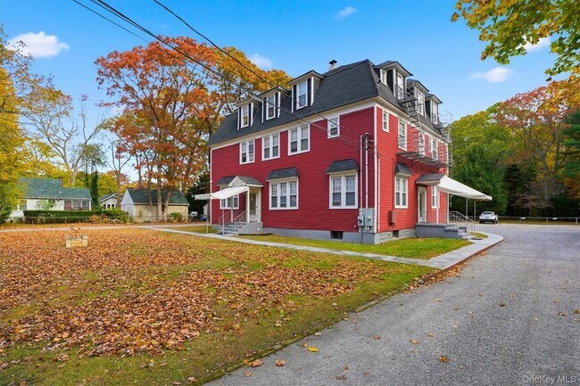 Photo - 221 Lake Ave S Unidad 1C