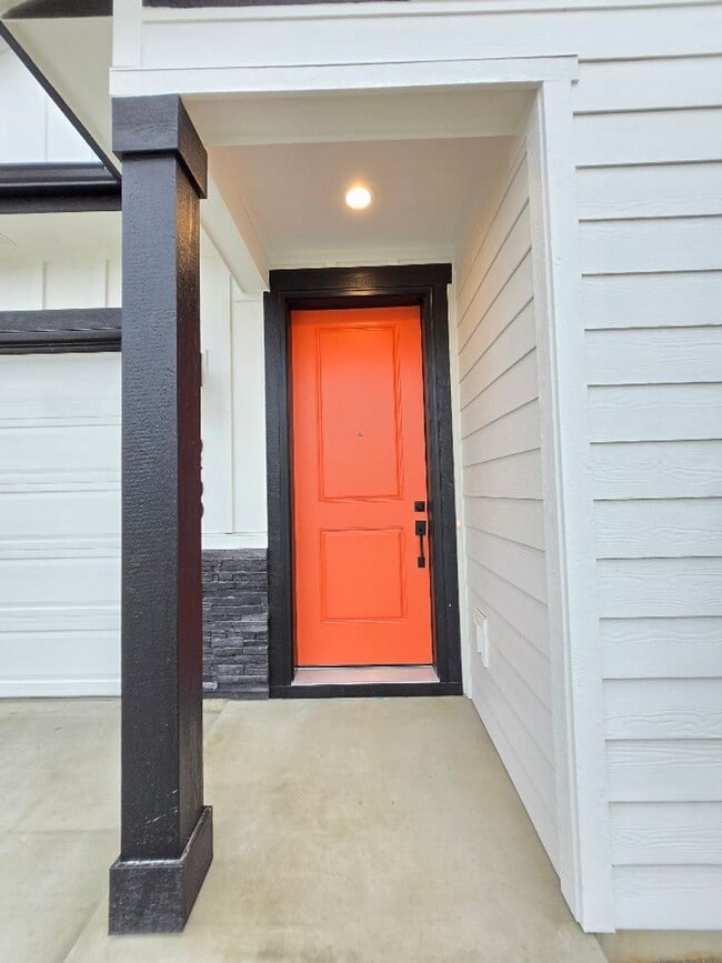 Photo - Elegant Nampa Home