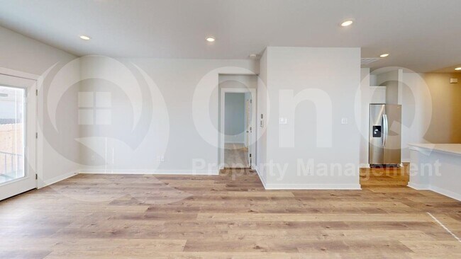 Photo - 201 Firefox Wy