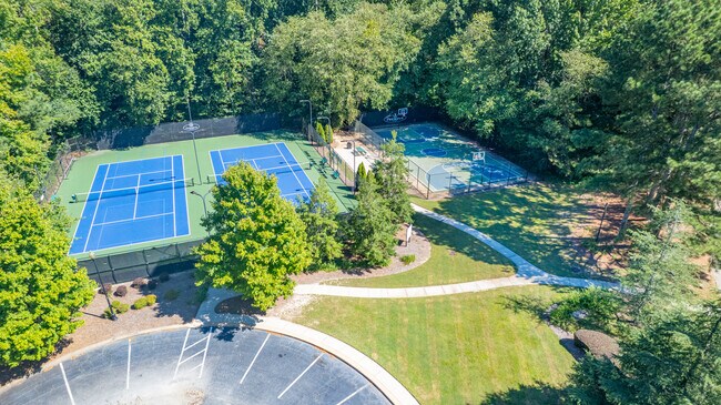 Photo - 1940 Bentbrooke Trail