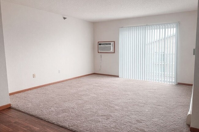 Photo - Country Club Estates