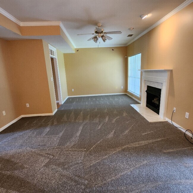 536 Treymoor Lake Cir Townhome Townhome Rental in Alabaster AL