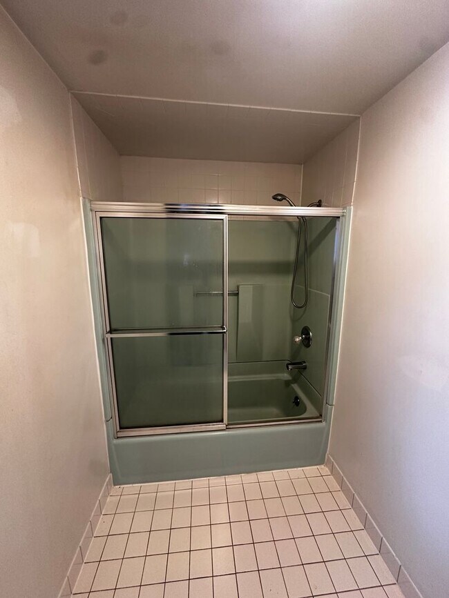 Photo - 255 Market St Unit 255 Market St Upstairs Amsterdam NY 12010