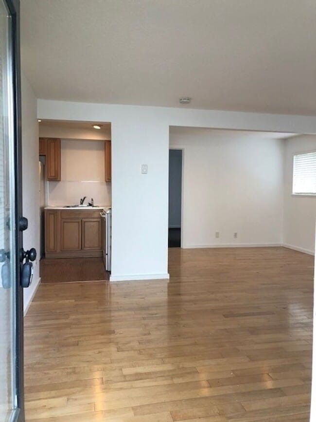 5518 N Haight Ave