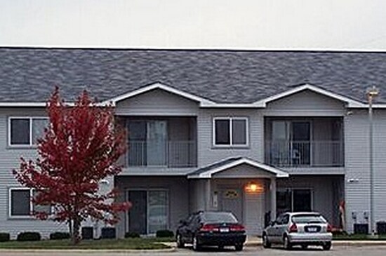 Thorntree Apartments - Thorntree Apartments