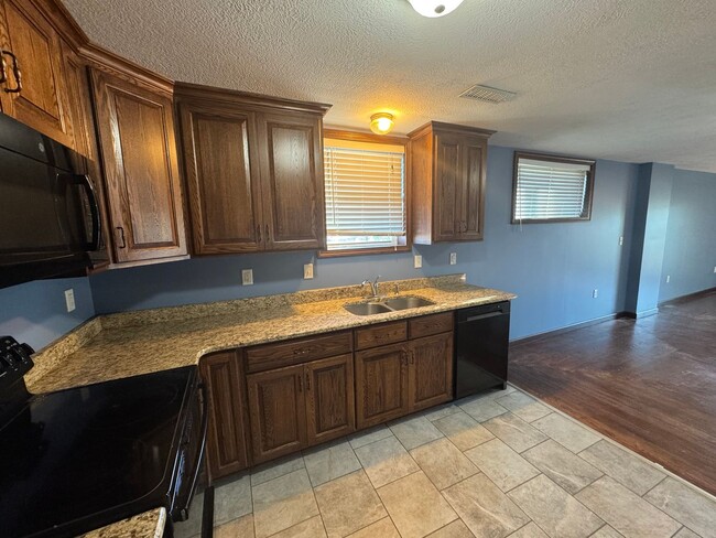 Photo - 242 S Market St Unit 240 S Market 4