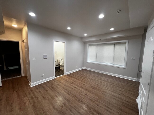 Photo - 8617 S Ashland Ave Unidad 3D