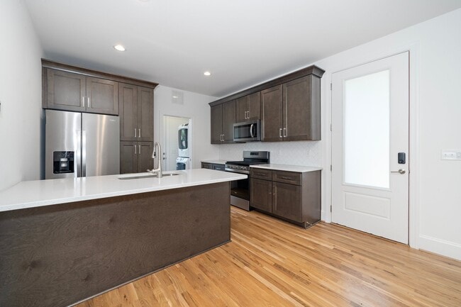 Photo - 3814 Kelford St