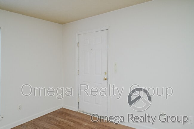 Photo - 1801 Carson Rd Unit Apt 1