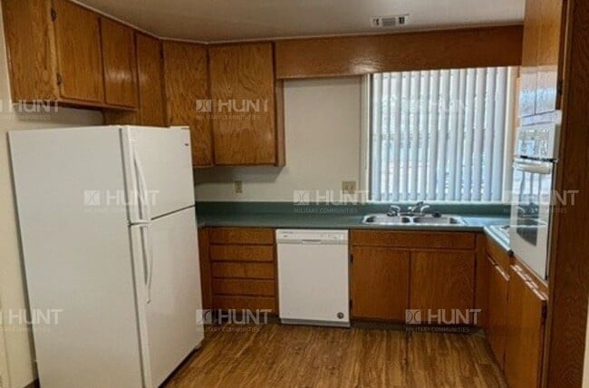 Photo - 462 Ash St