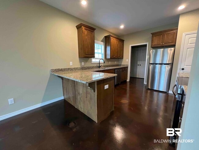 Photo - 33122 Stables Dr