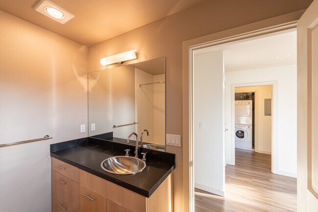 Photo - z-053025-Flora Flats