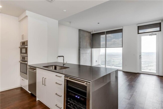 Photo - 301 West Ave Unit 4808