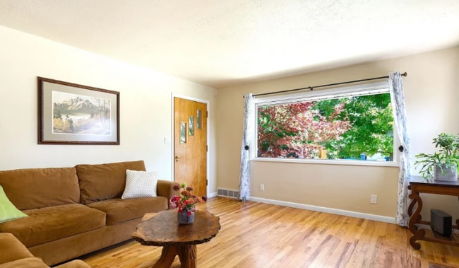 Photo - 1223 Albright St