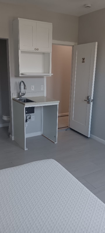 Photo - 30 W Beach St Unidad 304