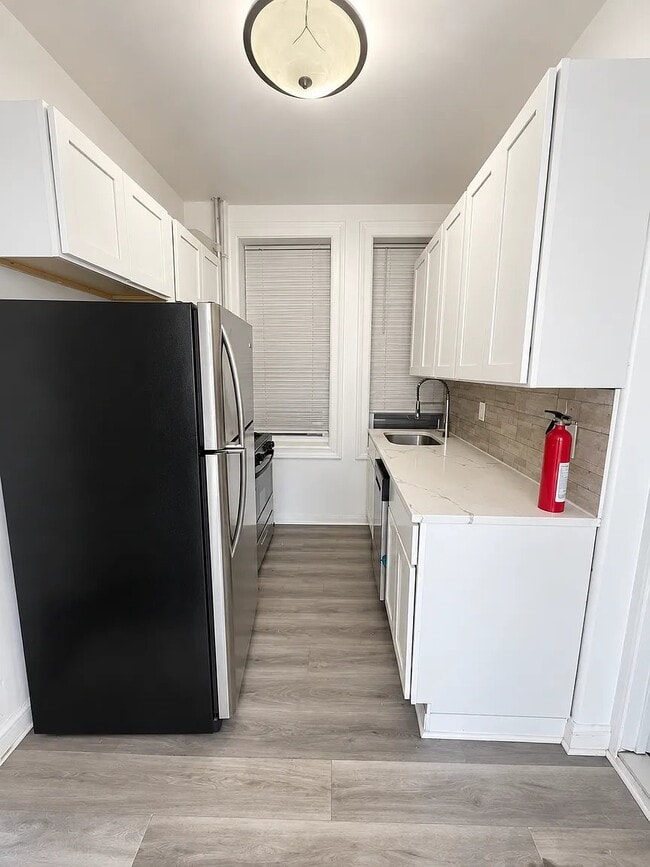 5111 Palisade Ave Unit 2