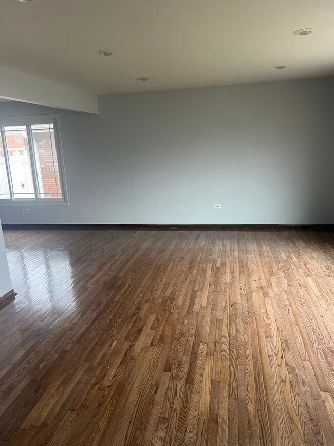 Photo - 8440 163rd St