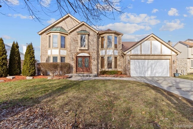 37701 Fleetwood Dr