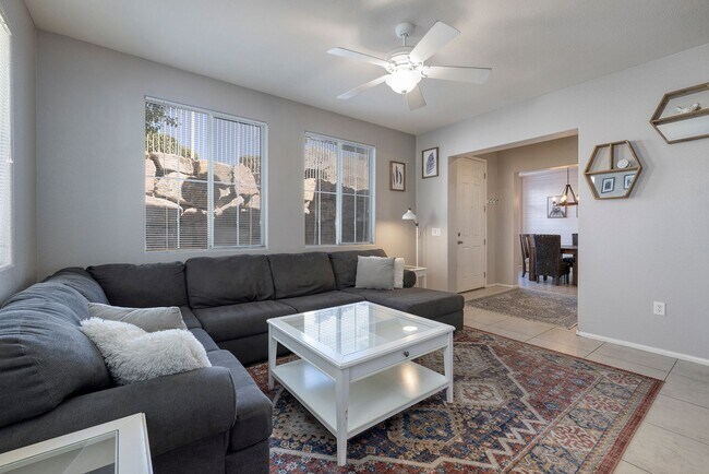 Photo - FULLY FURNISHED 2 BEDROOM CONDO IN THE NW ...