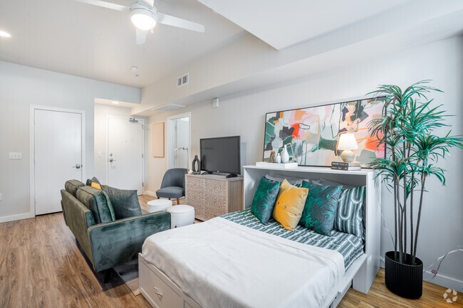 Studio - 533SF - Bedroom