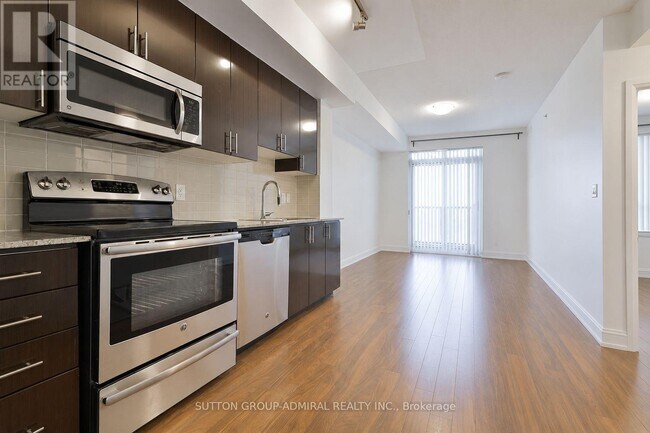 Photo - 7171 Yonge St Unit 405