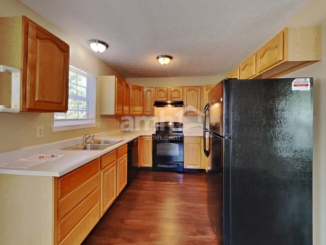 Photo - 1610 Winding Creek Trl