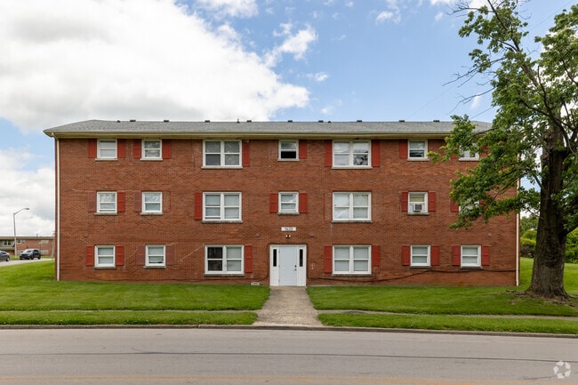 Photo - The Dawn Run Apartments