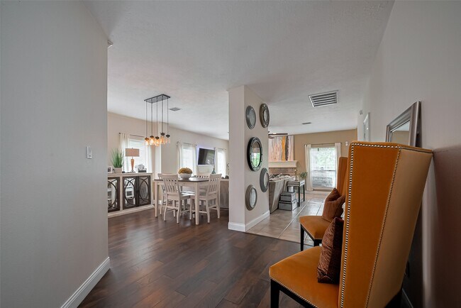 Photo - 18914 Hikers Trail Dr