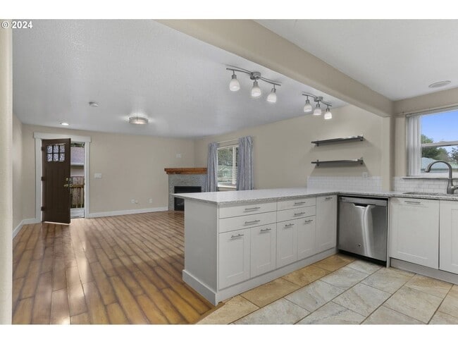 Photo - 3610 SE 141st Ave