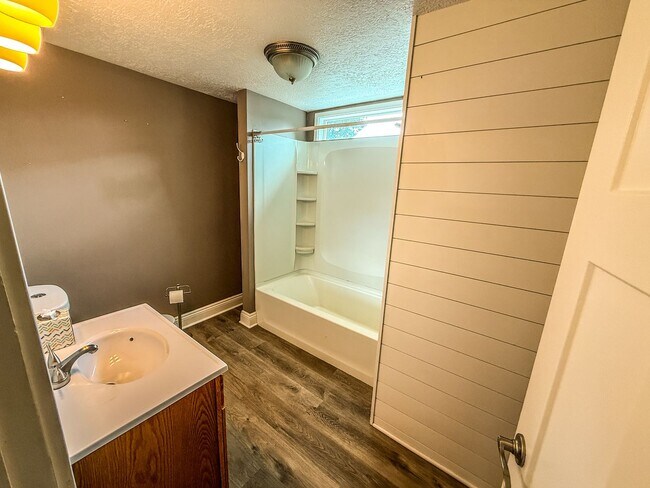 Photo - For Rent – Nicely Updated 3-Bedroom Home i...