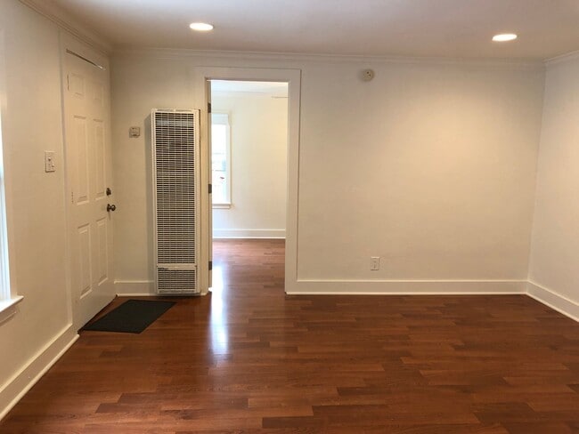 933 10th St Unit 933-10th St -A