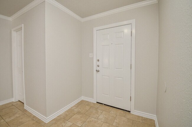 Photo - 15337 Falmouth Ave