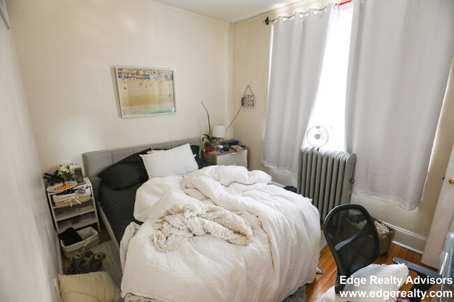 Photo - 323 Saint Paul St Unit 3